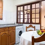 Guestready - Lovely Near De S. Roque Appartement *