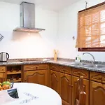 Guestready - Lovely Near De S. Roque * Machico (Madeira)