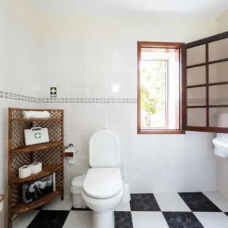 Guestready - Lovely Near De S. Roque